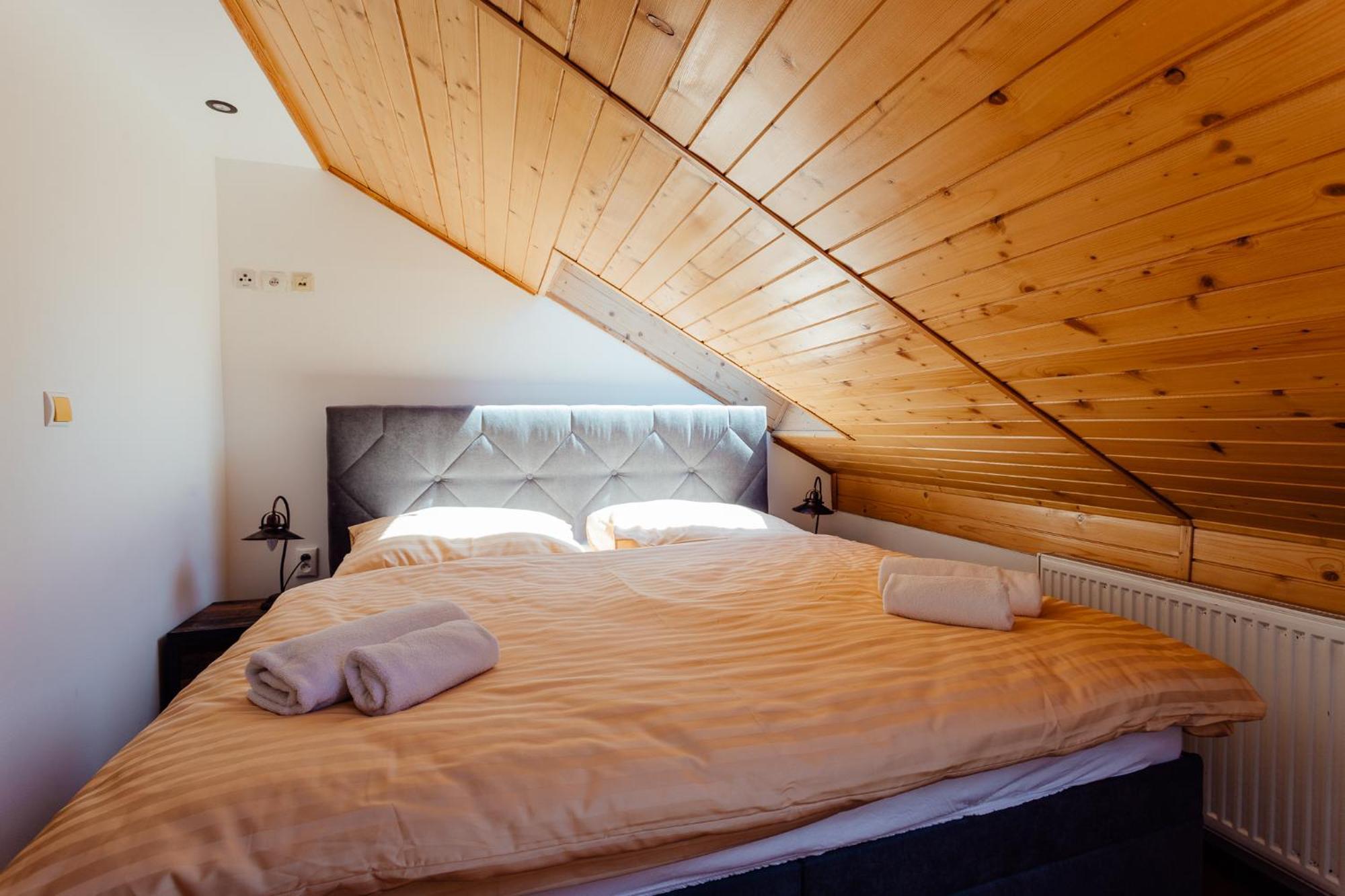 Botanicky Dvor Aparthotel Banská Štiavnica Kültér fotó