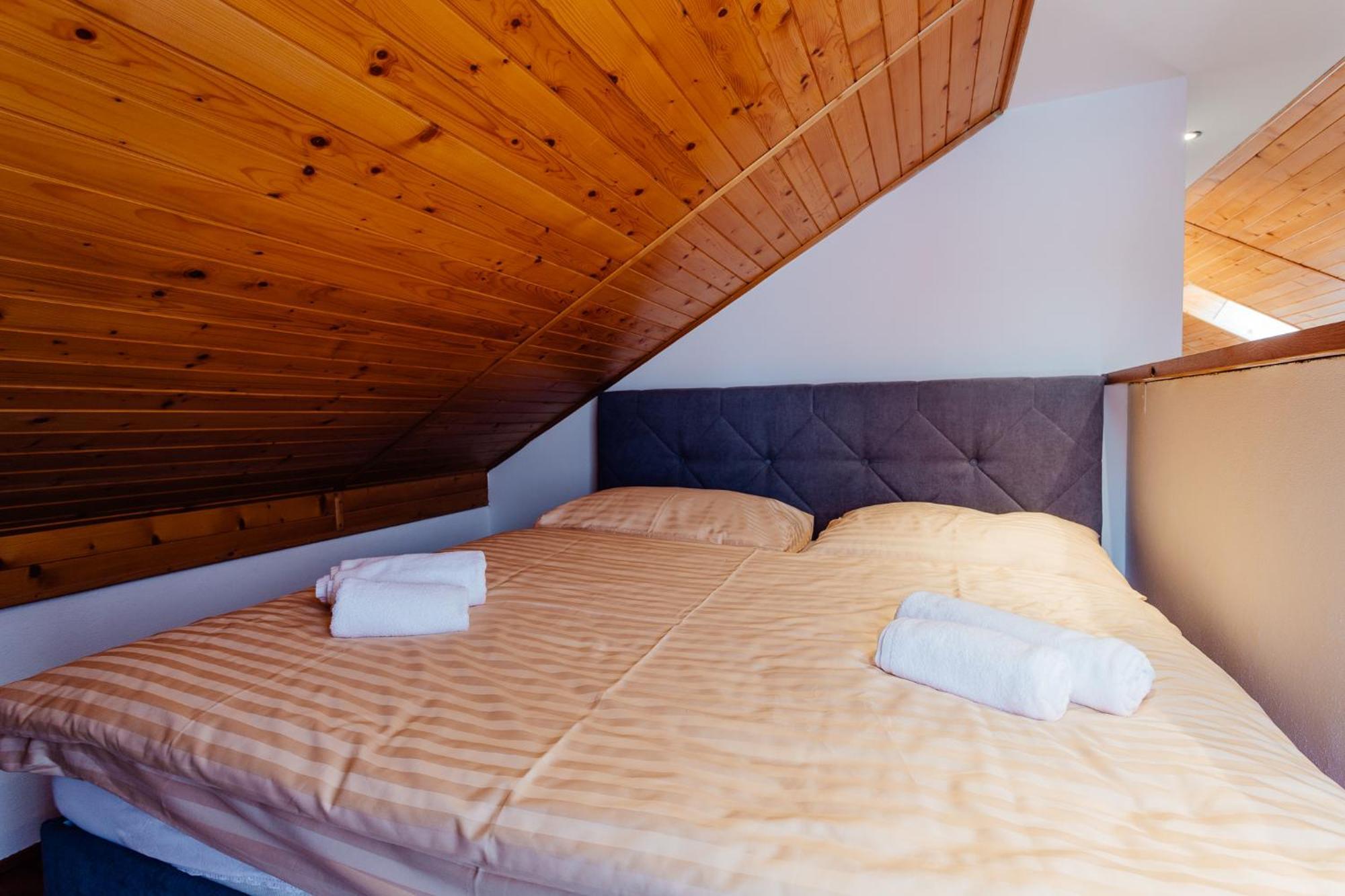 Botanicky Dvor Aparthotel Banská Štiavnica Kültér fotó